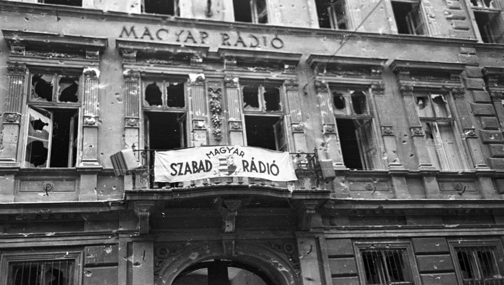 Kossuth Rádió. Historia węgierskiego radia zaczyna się w meblowozie